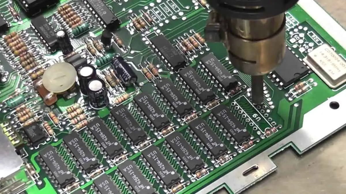 How to Desolder a Chip from a Circuit Board