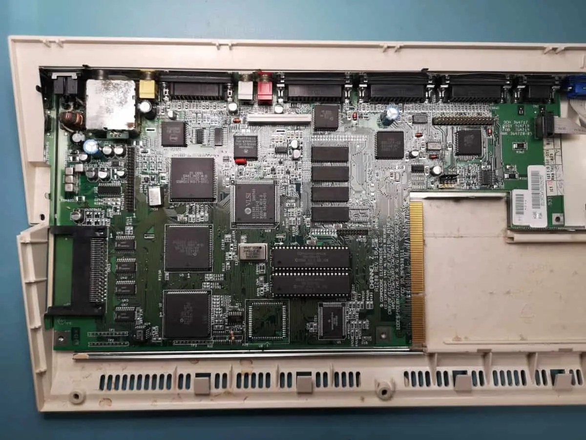 Amiga 1200 Disassembly