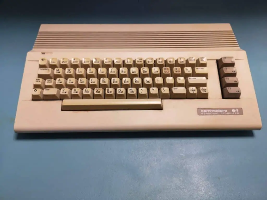 How to Retrobright a Commodore 64c