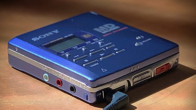 MiniDisc Revival Guide: Best Players, Blank Discs & Bluetooth Hacks