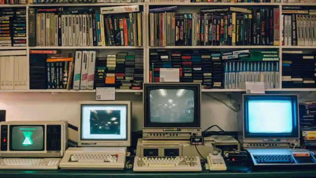 The Fascinating World of Vintage Computers: A Journey Through Time